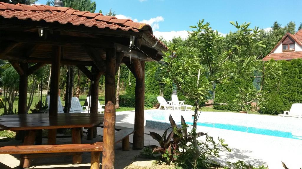 Palatinus Apartmanok Кестхей Экстерьер фото